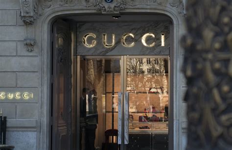 is Gucci a luxury brand